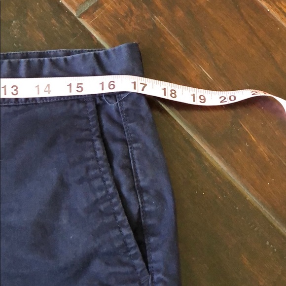 Navy blue shorts from GAP - Picture 3 of 6